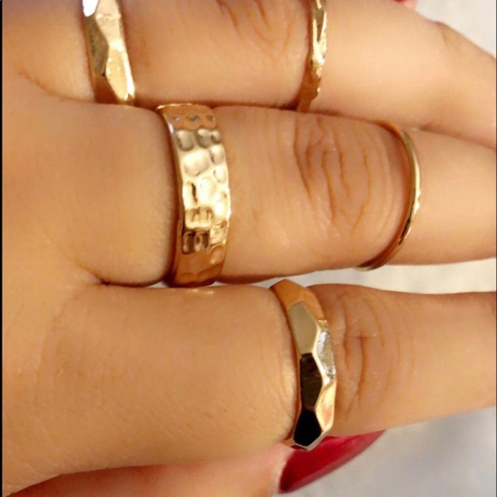 5pcs Gold Rings - Picture 2 of 2